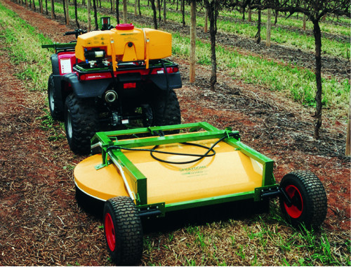 1524 Vineyard Sprayer Tow Type