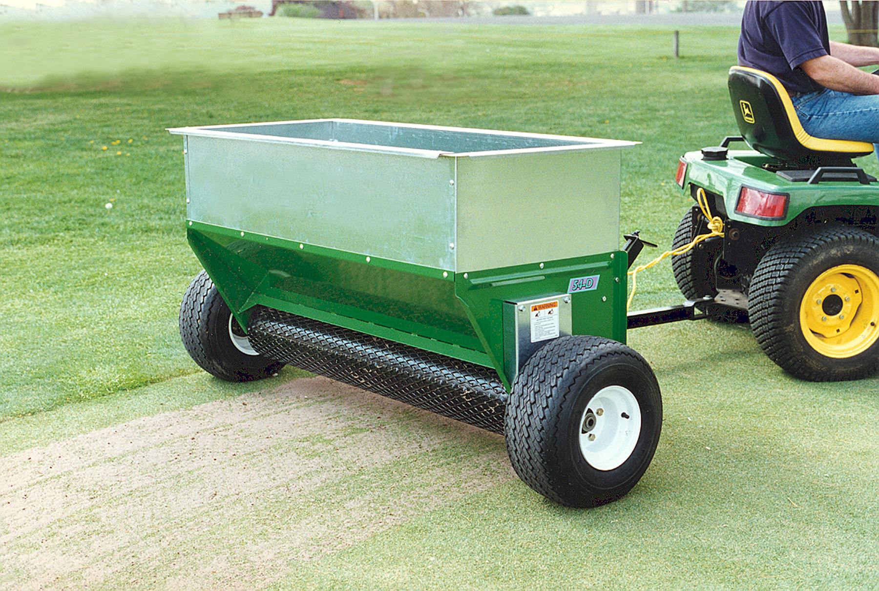 TF Topdresser 54-D